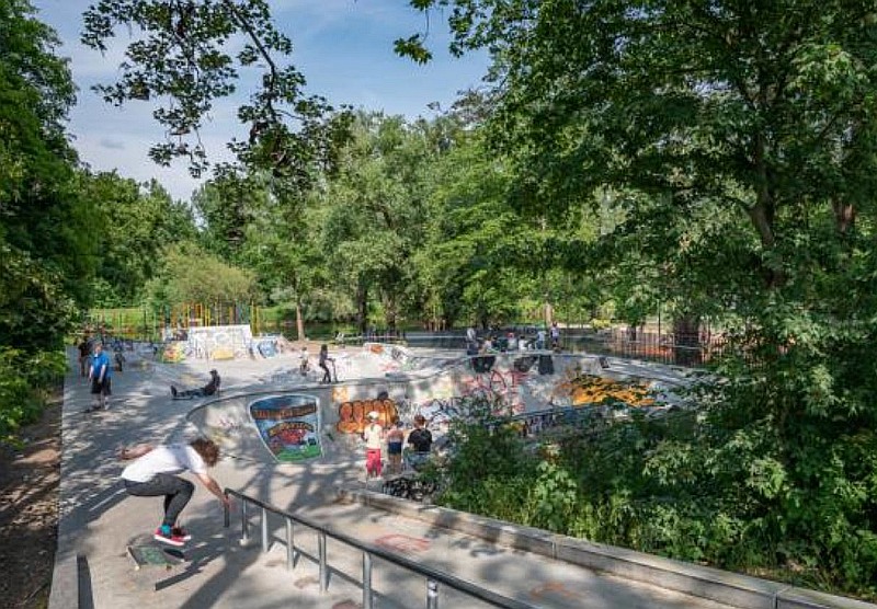 B 2 Skatepoolanlage Foto ThomasLangreder 800x556